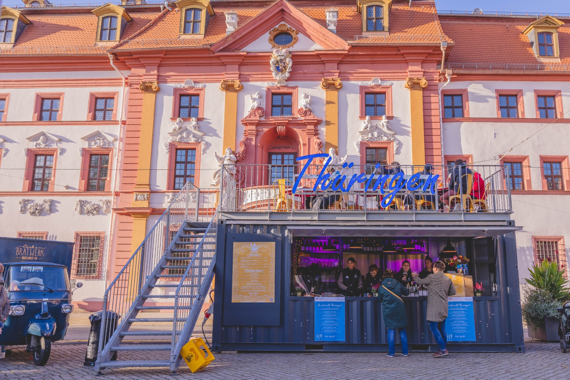 Eis Café Container am Tag der Deutschen Einheit in Erfurt